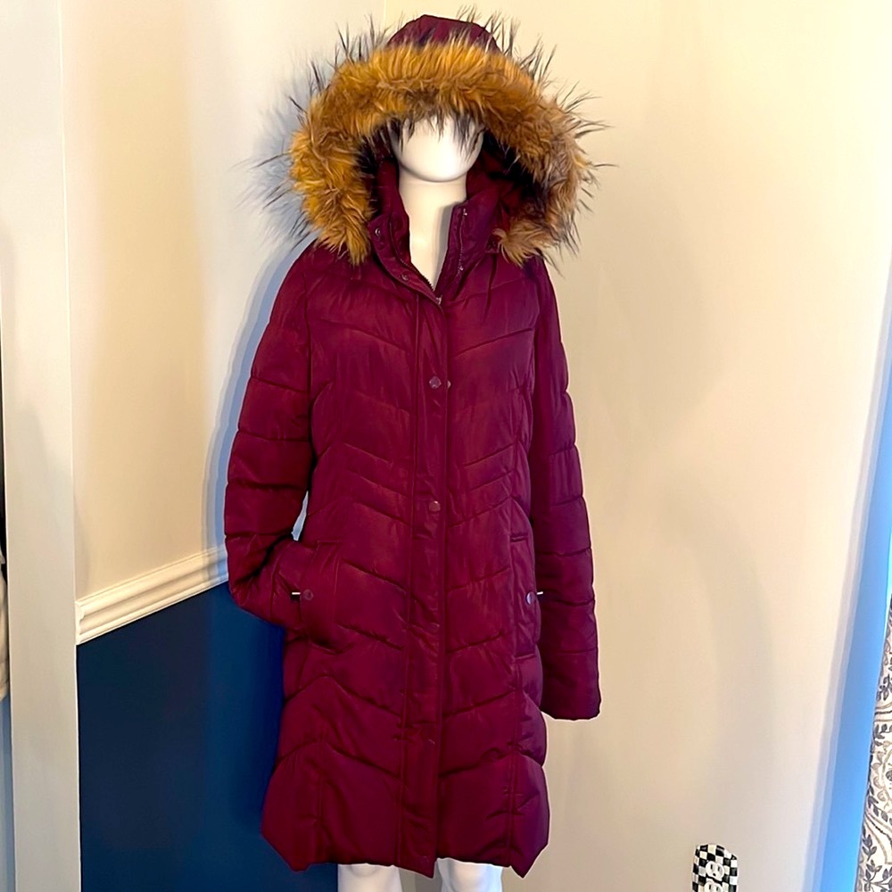 Tommy Hilfiger Burgandy Puffer Long Jacket Coat Detachable Faux Fur Hoodie M - Picture 1 of 15